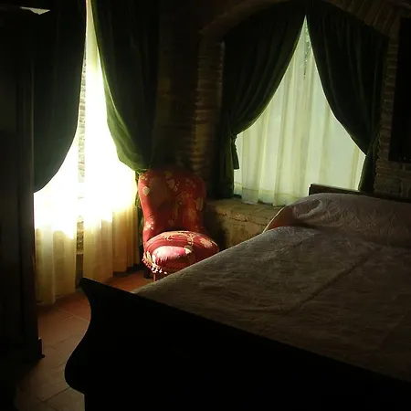 La Ciminiera 1846 Country House * Staffolo