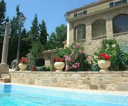 La Ciminiera 1846 Country House * Staffolo